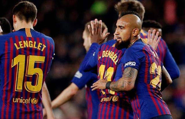 转折点北京国安刷新队史纪录；欧超杯今晨攻防权衡；质疑声仍在；团队化学反应显著