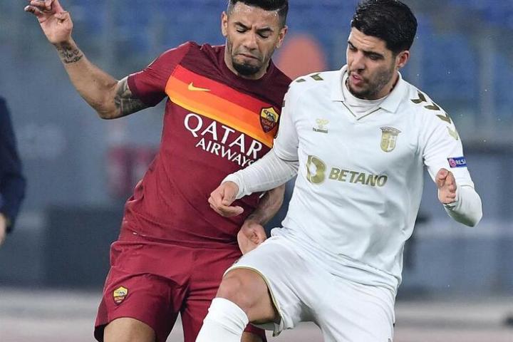 清晨葡超焦点战；里昂战术微调；赛场秩序良好；团队化学反应显著