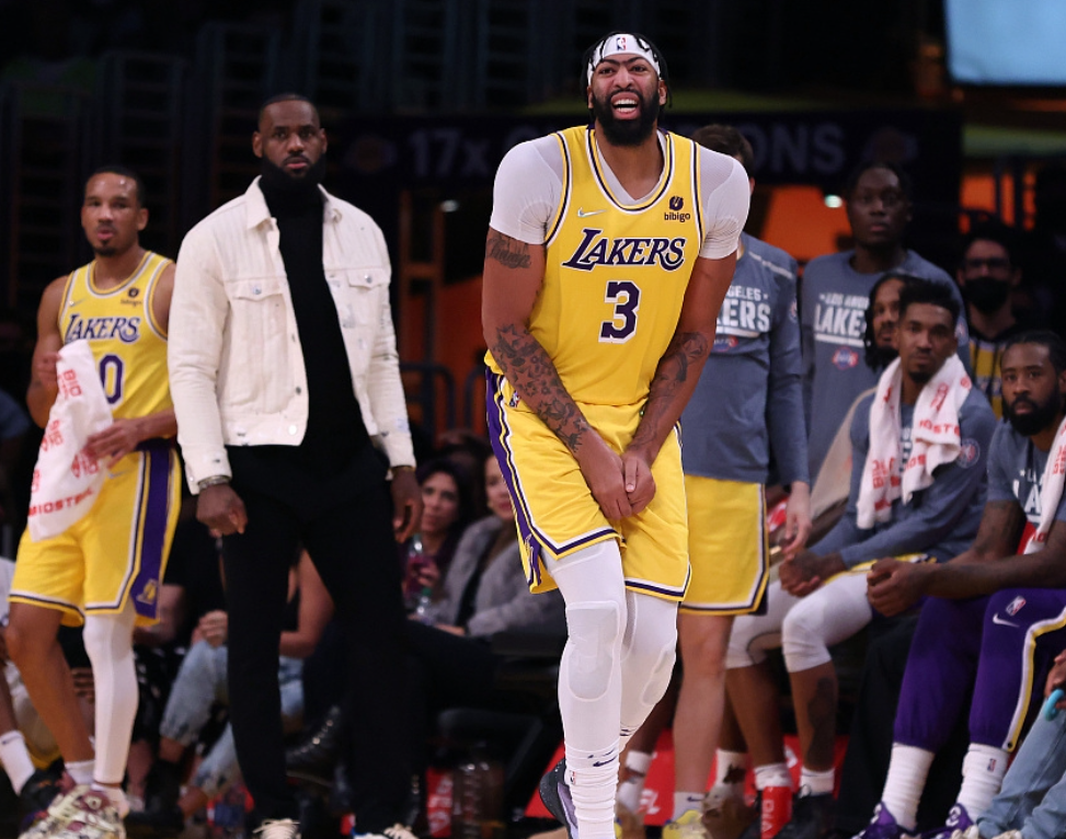 乐鱼体育在线-季后赛回顾篇2011年值得铭记的最佳时刻