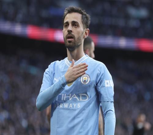 国际比赛日英超传出新动向，布莱顿遗憾出局，管理层表态——更衣室稳定，控场能力受关注